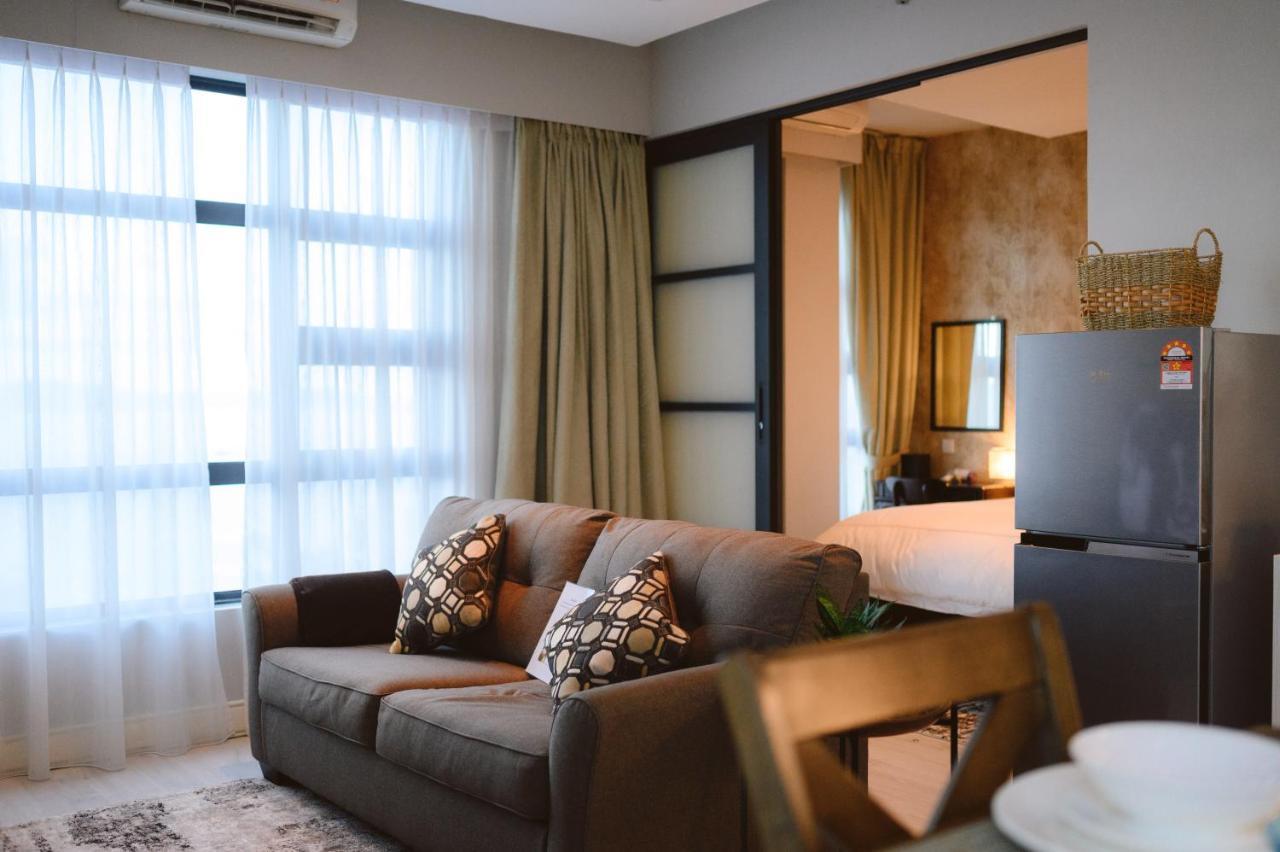 Petronella Suites Apartment @ Jesselton Quay كوتا كينابالو المظهر الخارجي الصورة