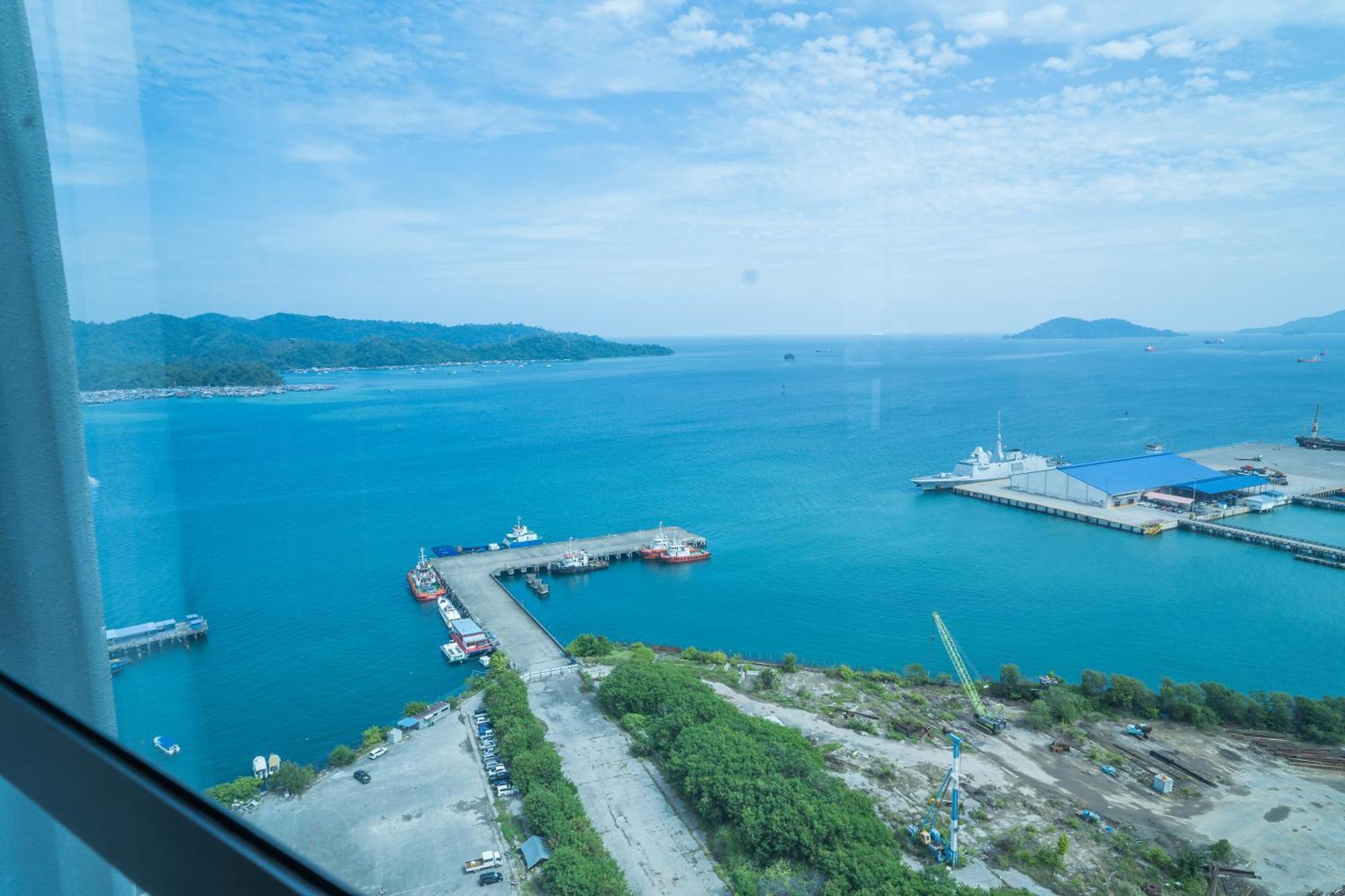 Petronella Suites Apartment @ Jesselton Quay كوتا كينابالو المظهر الخارجي الصورة