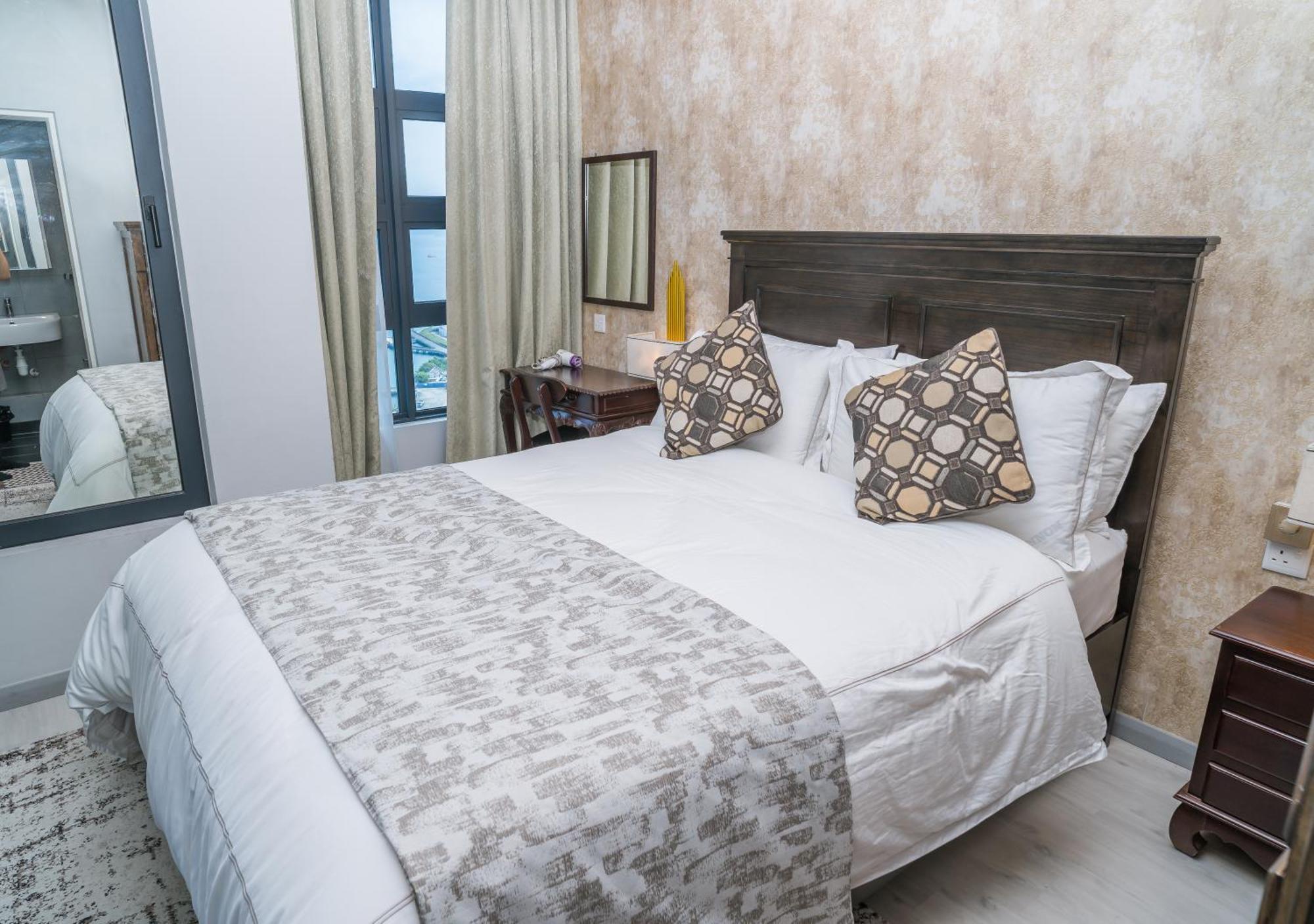 Petronella Suites Apartment @ Jesselton Quay كوتا كينابالو المظهر الخارجي الصورة